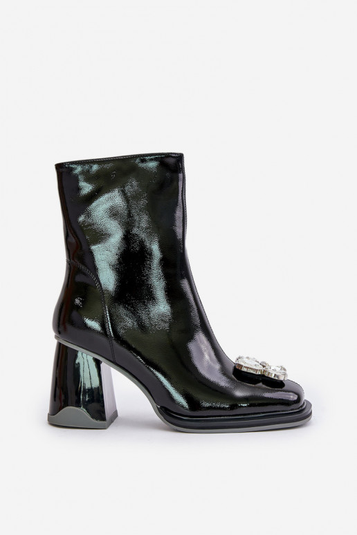 avec effet vernis Bottes pour femmes avec des ornements D&A MR880-019 couleur noire avec effet vernis Bottes pour femmes avec des ornements D&A MR880-019 couleur noire