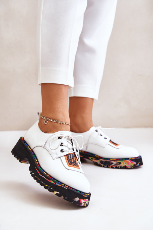 Peau chaussures Féminin avec des lacets Artiker 55C0500 couleur blanche Peau chaussures Féminin avec des lacets Artiker 55C0500 couleur blanche