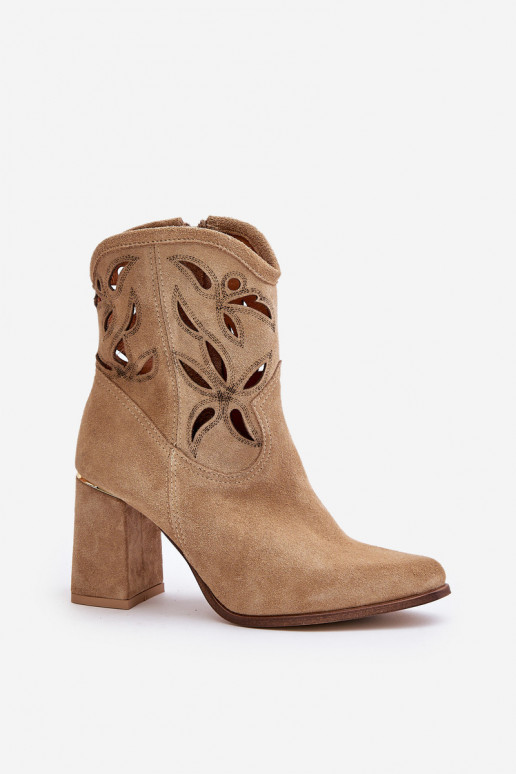 Boots en daim ajourées avec des talons LeÀski 3629 beige