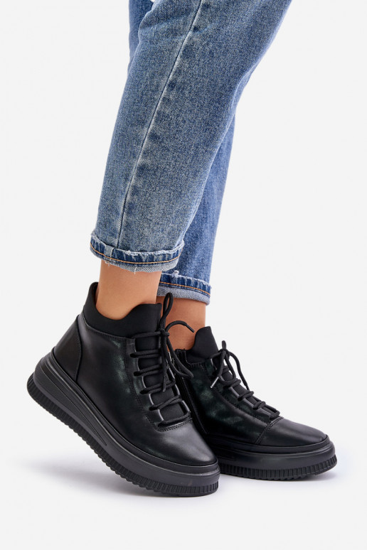 Peau baskets avec une plateforme Artiker 55C1041 couleur noire  Peau baskets avec une plateforme Artiker 55C1041 couleur noire