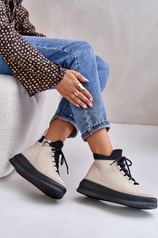 Peau baskets avec une plateforme Artiker 55C0554 beige  Peau baskets avec une plateforme Artiker 55C0554 beige