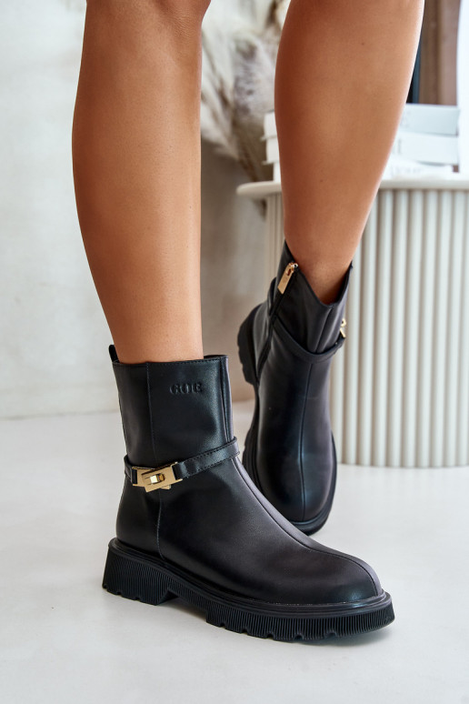 Peau Bottes pour femmes avec des sangles réchauffer GOE OO2N4150 couleur noire Peau Bottes pour femmes avec des sangles réchauffer GOE OO2N4150 couleur noire