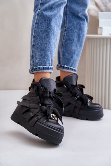 Peau Chaussures modèle baskets Féminin avec une plateforme CheBello 4561 couleur noire 2