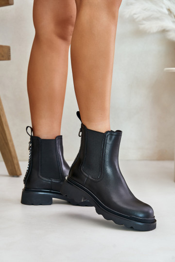 Bottines isolées en cuir élégantes avec chaîne décorative D&A JC42-86 noires 2