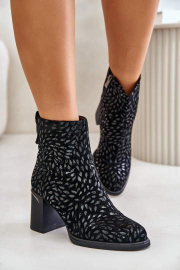 Bottines en daim sur talon avec impression ornée D&A CR42-192 noires