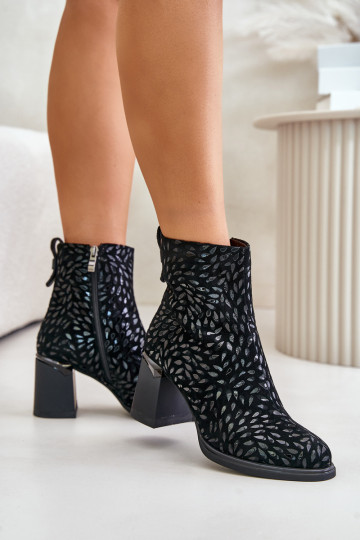 Bottines en daim sur talon avec impression ornée D&A CR42-192 noires 2