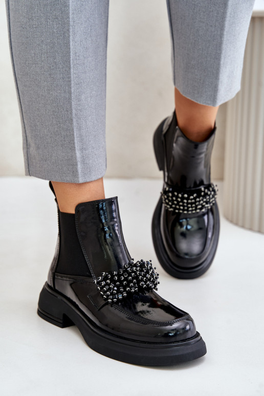 Peau avec effet vernis Bottes avec des ornements Un modèle convaincant réchauffer couleur noire Solimav Peau avec effet vernis Bottes avec des ornements Un modèle convaincant réchauffer couleur noire Solimav