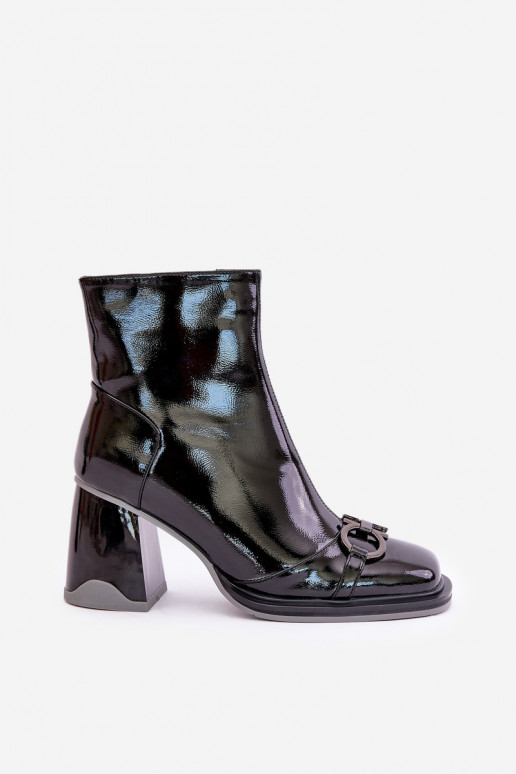 avec effet vernis Bottes chaudes sur le talon avec des ornements D&A MR880-021 couleur noire avec effet vernis Bottes chaudes sur le talon avec des ornements D&A MR880-021 couleur noire