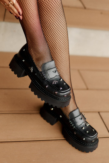 Peau chaussures Féminin avec de beaux détails D&A MR880-102 couleur noire 2