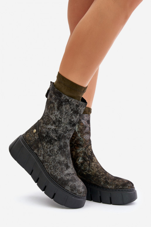 Peau Bottes pour femmes avec une plateforme Il fautciejka 06766-09 couleur kaki Peau Bottes pour femmes avec une plateforme Il fautciejka 06766-09 couleur kaki