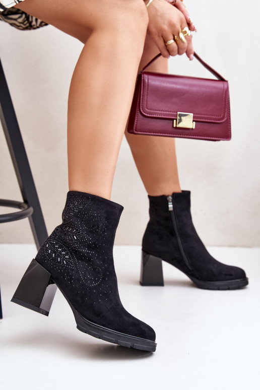 réchauffer Bottes pour femmes Avec décoration D&A MR880-130 couleur noire réchauffer Bottes pour femmes Avec décoration D&A MR880-130 couleur noire