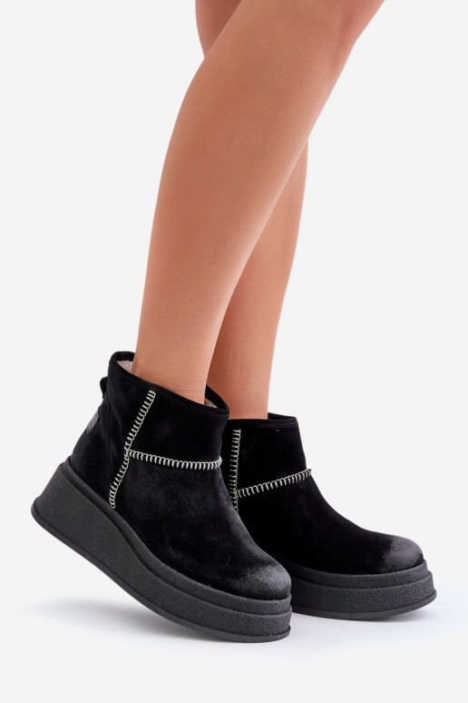 Peau en daim Bottes de neige Bottes avec une plateforme I Koturnie Il fautciejka 06769-01 couleur noire Peau en daim Bottes de neige Bottes avec une plateforme I Koturnie Il fautciejka 06769-01 couleur noire
