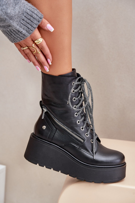 Peau Bottines de travail avec une plateforme I Koturnie Il fautciejka 06676-01 couleur noire Peau Bottines de travail avec une plateforme I Koturnie Il fautciejka 06676-01 couleur noire