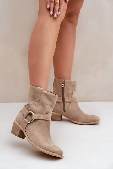 Bottines en daim naturel avec talons, couleur ivoire 2