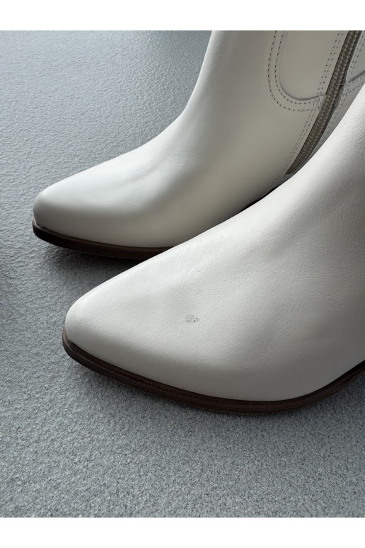 Peau bottes Contre la route avec des talons Zazoo 3675 couleur blanche Peau bottes Contre la route avec des talons Zazoo 3675 couleur blanche