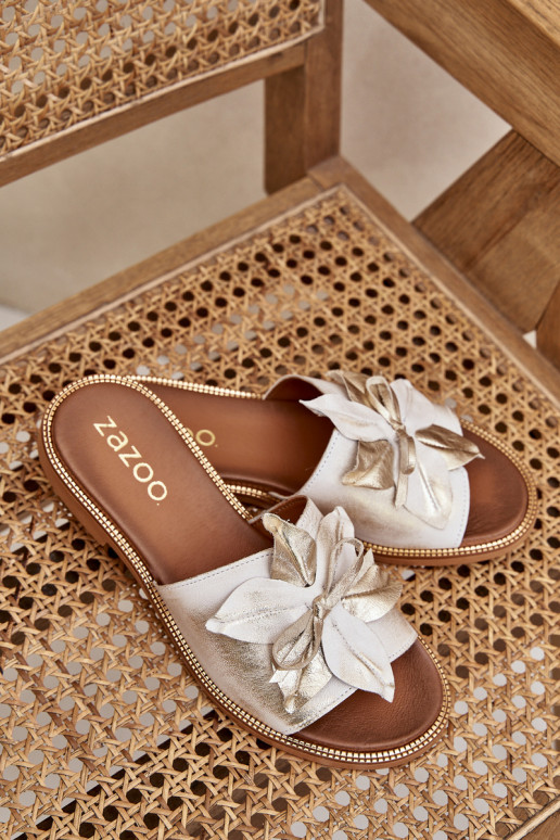 Chaussons avec des ornements Cuir naturel Zazoo 3667 couleur dorée Przecierany Chaussons avec des ornements Cuir naturel Zazoo 3667 couleur dorée Przecierany