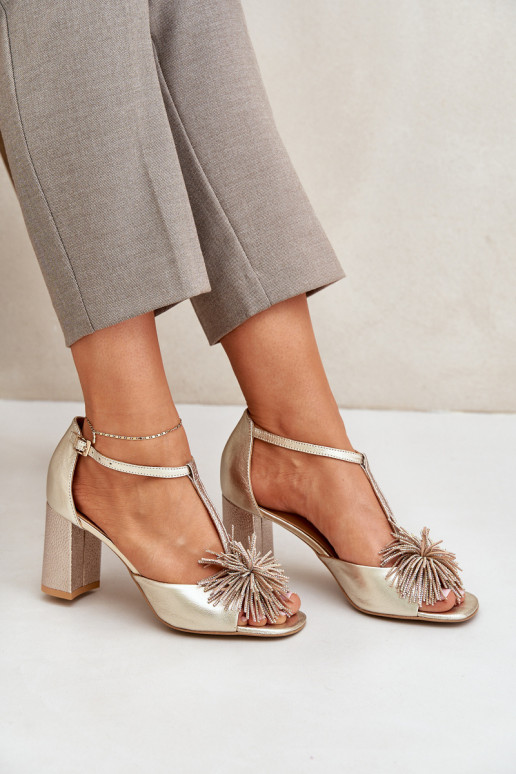 des sandales Peau avec des talons avec des ornements Laura Messi 2758 couleur dorée des sandales Peau avec des talons avec des ornements Laura Messi 2758 couleur dorée