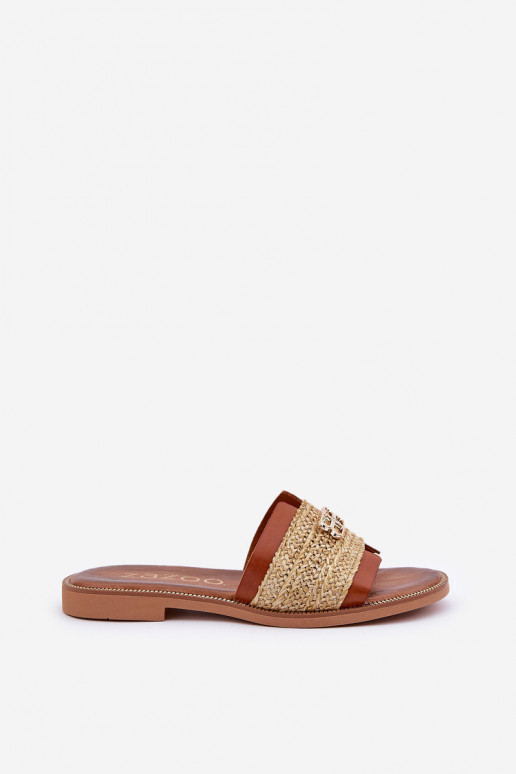 Pantoufles en cuir Avec des décorations Detalem I Plecionką Zazoo 40426 marron Pantoufles en cuir Avec des décorations Detalem I Plecionką Zazoo 40426 marron