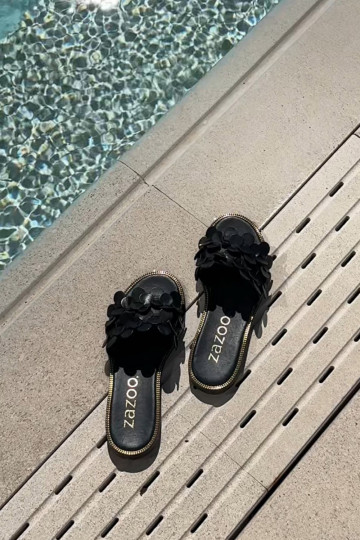 Chaussons en cuir pour femmes avec larges talons Zazoo 40381 couleur noire 2
