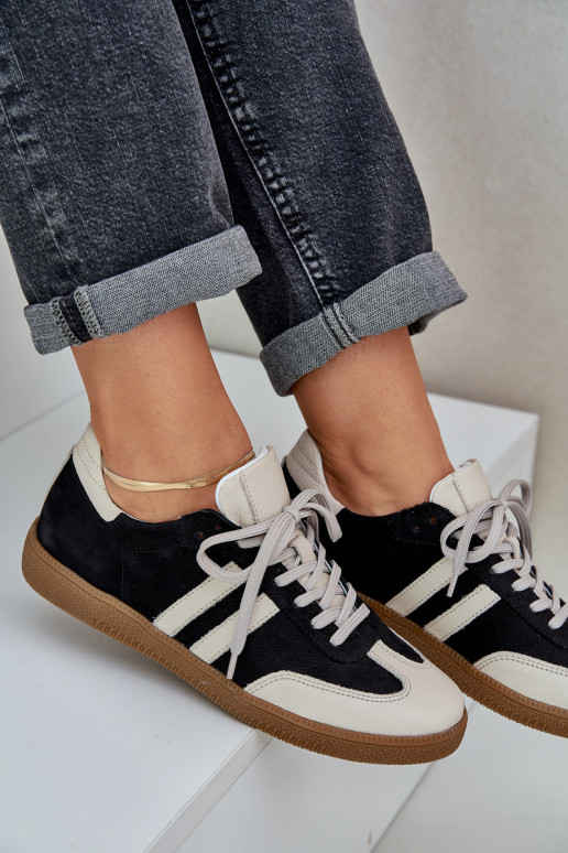 Zazoo N1068 Peau Faible Chaussures modèle baskets Féminin couleur noire Zazoo N1068 Peau Faible Chaussures modèle baskets Féminin couleur noire