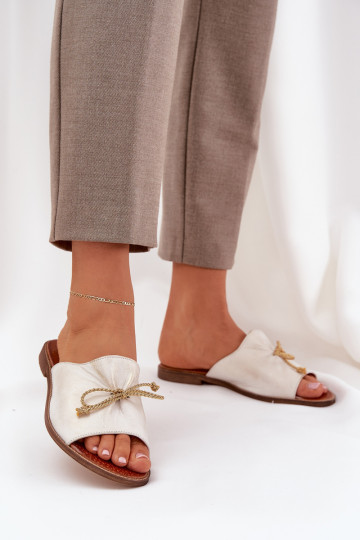 Peau isocèle Style élégant Chaussons avec des rubans LeÀski 3572 couleur dorée Przecierany 2
