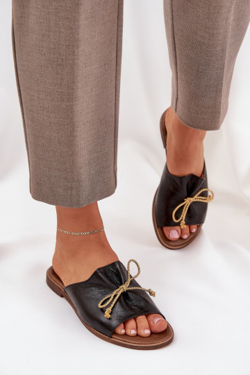 Chaussons plats en cuir élégants avec nœuds Leįskis 3572 couleur noire