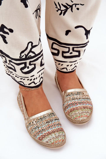 Espadrilles en cuir élégantes avec tressage Zazoo 10178 de différentes couleurs