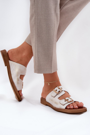 Peau isocèle Chaussons avec boucles Zazoo 3020 couleur dorée Przecierany
