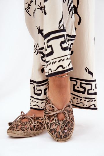 Ballerines en cuir à semelle plate avec motifs en fourrure de léopard Zazoo 10179 couleur marron 2