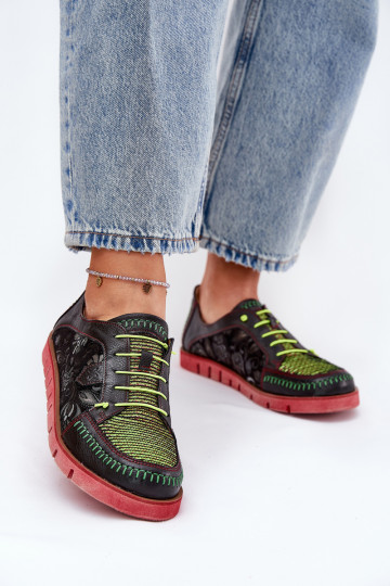 Chaussures en cuir à motifs pour femmes Tai turiciejka 06784-20 couleur noire 2