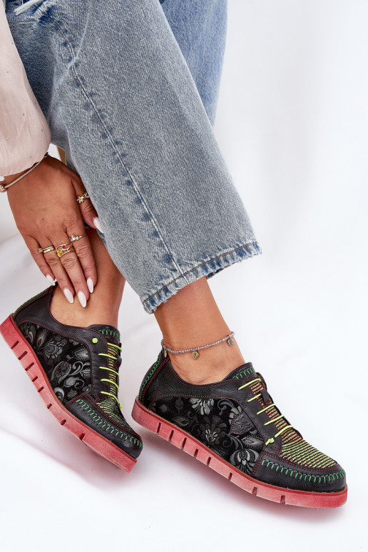 Peau chaussures Féminin À motifs Il fautciejka 06784-20 couleur noire Peau chaussures Féminin À motifs Il fautciejka 06784-20 couleur noire