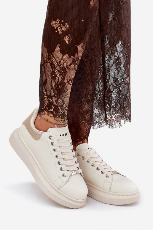 Peau Chaussures modèle baskets Féminin avec une plateforme GOE RR2N4004 beige Peau Chaussures modèle baskets Féminin avec une plateforme GOE RR2N4004 beige