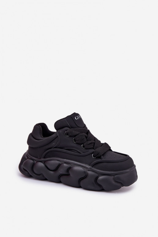 Peau Chaussures modèle baskets Féminin avec une plateforme GOE RR2N4044 couleur noire Peau Chaussures modèle baskets Féminin avec une plateforme GOE RR2N4044 couleur noire