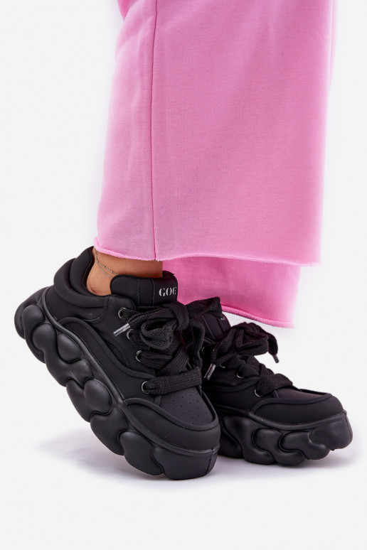 Peau Chaussures modèle baskets Féminin avec une plateforme GOE RR2N4044 couleur noire Peau Chaussures modèle baskets Féminin avec une plateforme GOE RR2N4044 couleur noire