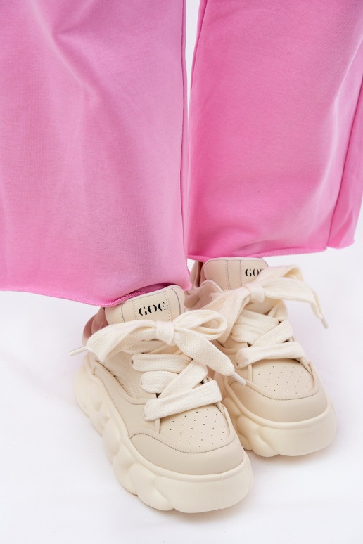 Peau Chaussures modèle baskets Féminin avec une plateforme GOE RR2N4043 beige Peau Chaussures modèle baskets Féminin avec une plateforme GOE RR2N4043 beige