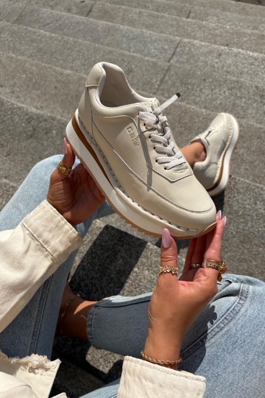 Peau Chaussures modèle baskets Féminin avec une plateforme Big Star RR274A334 beige Peau Chaussures modèle baskets Féminin avec une plateforme Big Star RR274A334 beige