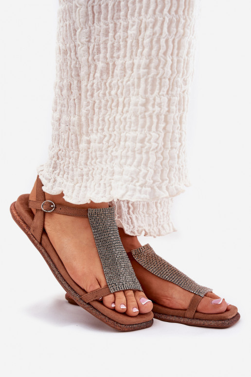 isocèle Style élégant Sandales pour femmes aux yeux brillants Artiker 56C1365 marron isocèle Style élégant Sandales pour femmes aux yeux brillants Artiker 56C1365 marron