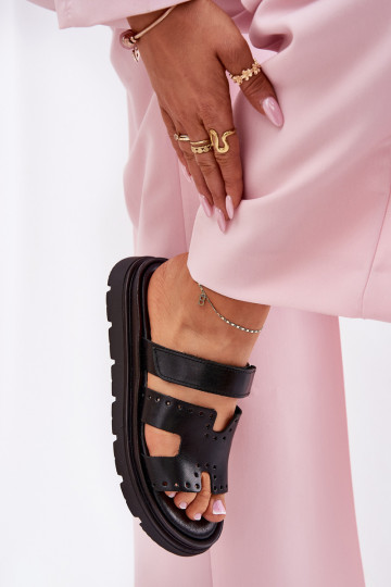 Pantoufles pour femmesActivéturalnej Skóry avec une plateforme Zazoo 40440 couleur noire 2
