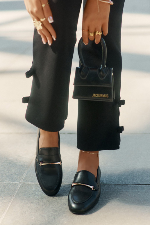 Peau chaussures mocassins pour femmes Il fautciejka K6809-01 couleur noire Peau chaussures mocassins pour femmes Il fautciejka K6809-01 couleur noire