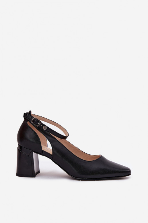 Peau Chaussures avec des talons Il fautciejka K6816-01 couleur noire