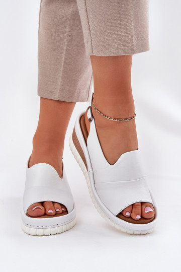 Sandales pour femmes Peau Sur un coin Artiker 56C0918 couleur blanche 2