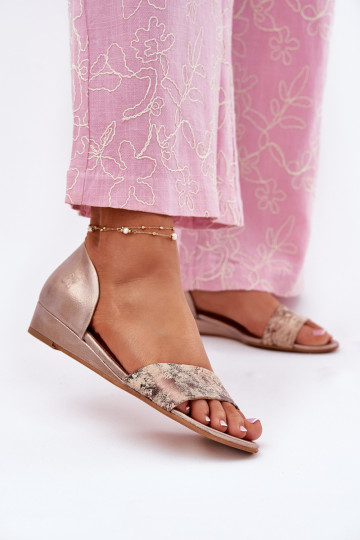 Sandales pour femmes Il fautciejka 01971-71 couleur dorée