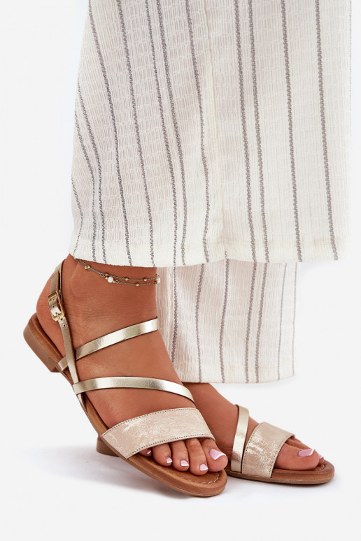 Sandales pour femmes Féminin avec des talons larges Il fautciejka 06966-25 couleur dorée Sandales pour femmes Féminin avec des talons larges Il fautciejka 06966-25 couleur dorée