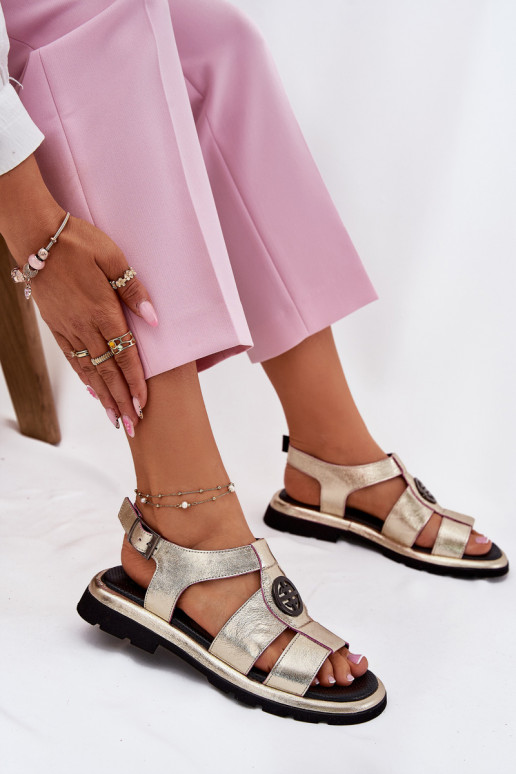 Sandales pour femmes Féminin avec effet vernis Avec des décorations Detalem Artiker 56C0689 couleur dorée