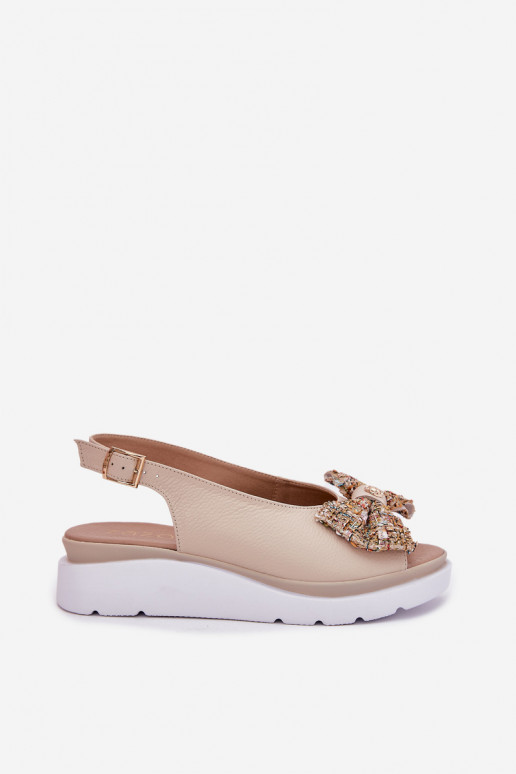 Sandales pour femmes Féminin Sur un coin avec des rubans Zazoo 1882 beige Sandales pour femmes Féminin Sur un coin avec des rubans Zazoo 1882 beige