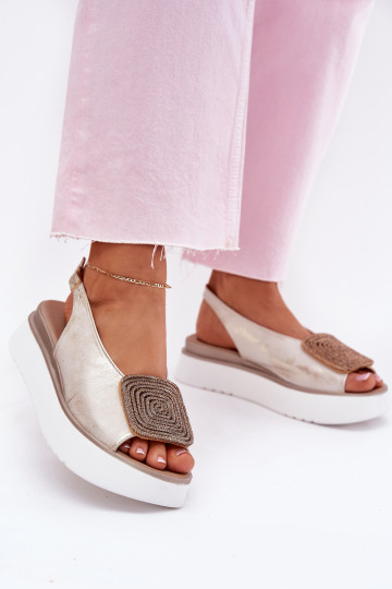 Zazoo 1786 Sandales pour femmes Féminin avec une plateforme avec des ornements couleur dorée Przecierany 2
