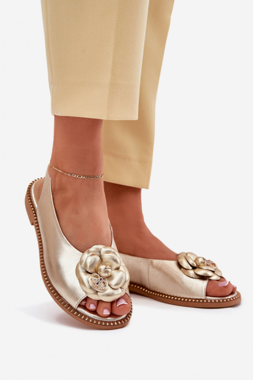 Peau Sandales plates avec des ornements CheBello 4642 couleur dorée Peau Sandales plates avec des ornements CheBello 4642 couleur dorée