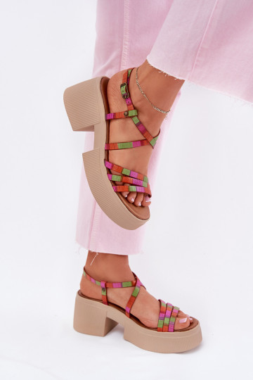 Sandales à plateforme de différentes couleurs pour femmes Tai turiciejka 06990-39 2