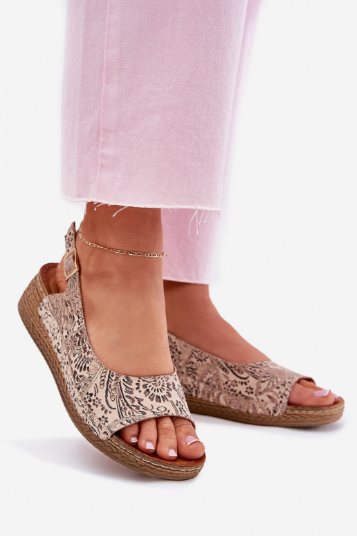 Sandales pour femmes Féminin Sur un coin Il fautciejka L7069-04 beige