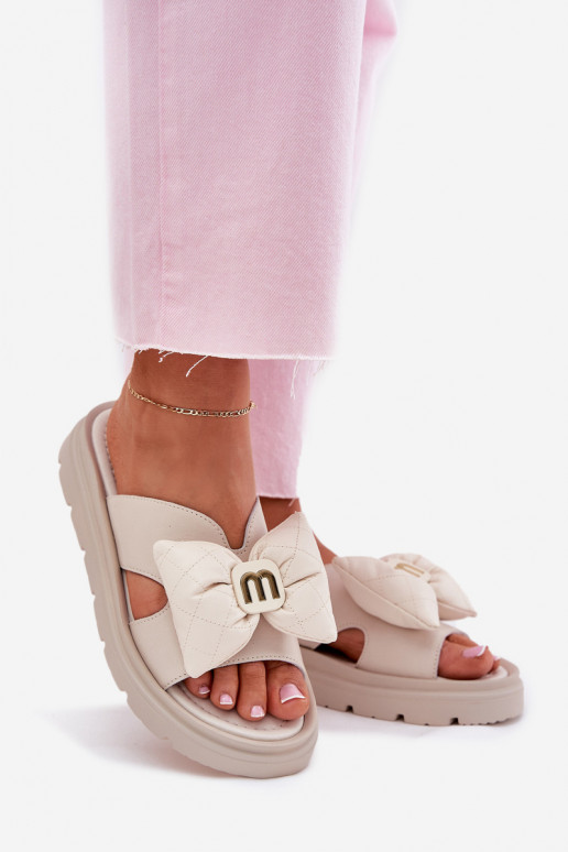 Pantoufles en cuir Féminin avec une plateforme avec des rubans CheBello 4647 beige Pantoufles en cuir Féminin avec une plateforme avec des rubans CheBello 4647 beige